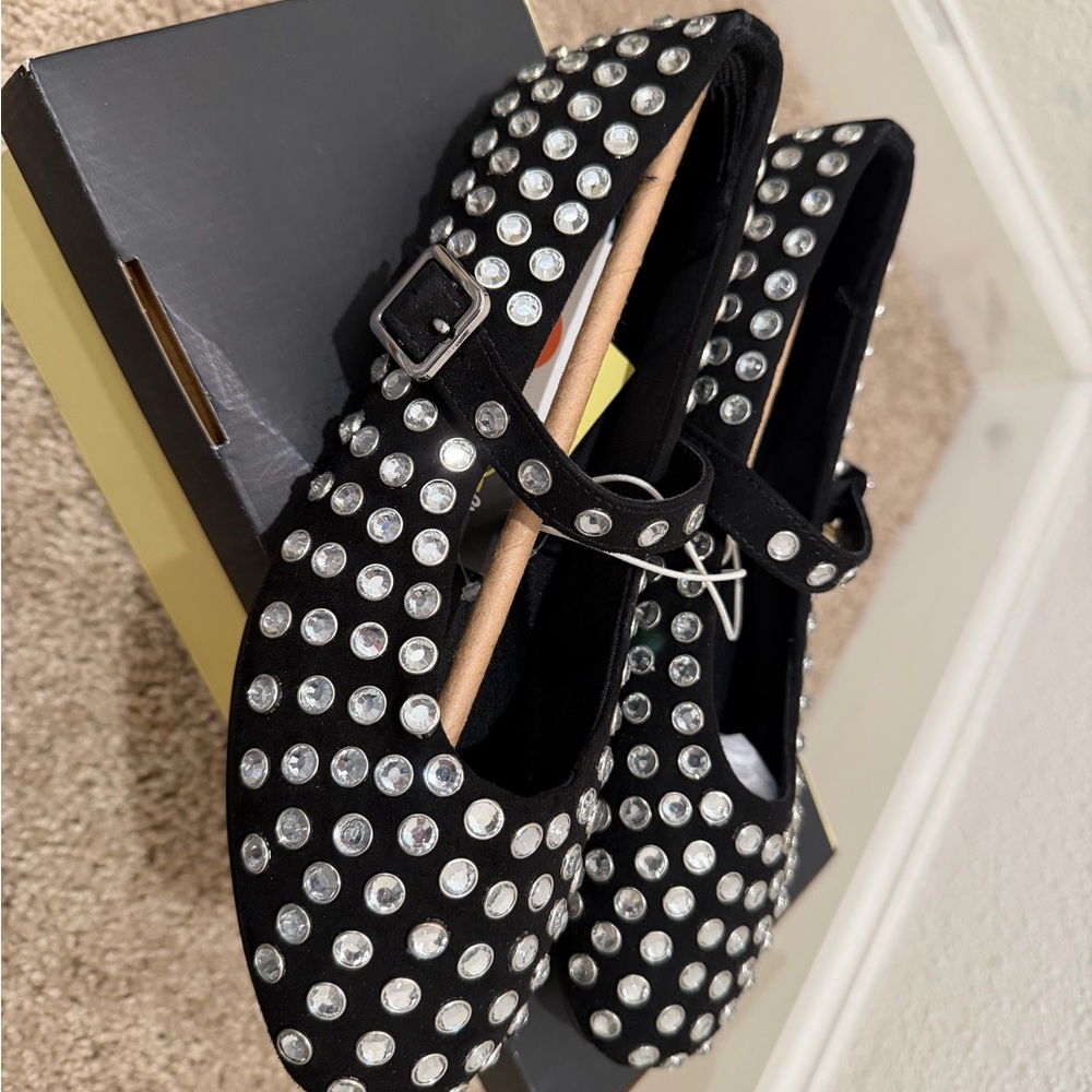 “New” Black Studded Women's Shoes size3